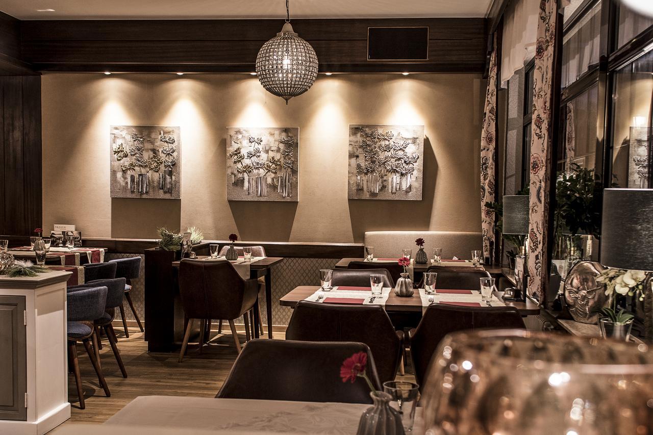 Restaurant Landgasthof Zum Wiesengrund Newel Exterior foto